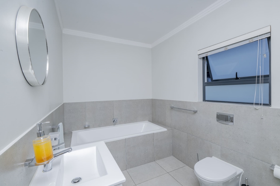 3 Bedroom Property for Sale in Protea Heights Western Cape